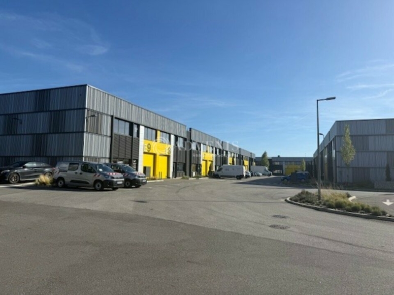 Location Activités Entrepôts POISSY (78300) - Photo 9
