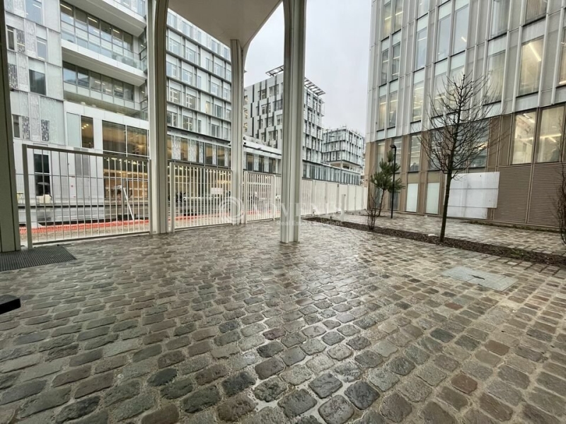 Location Commerces NANTERRE (92000) - Photo 12