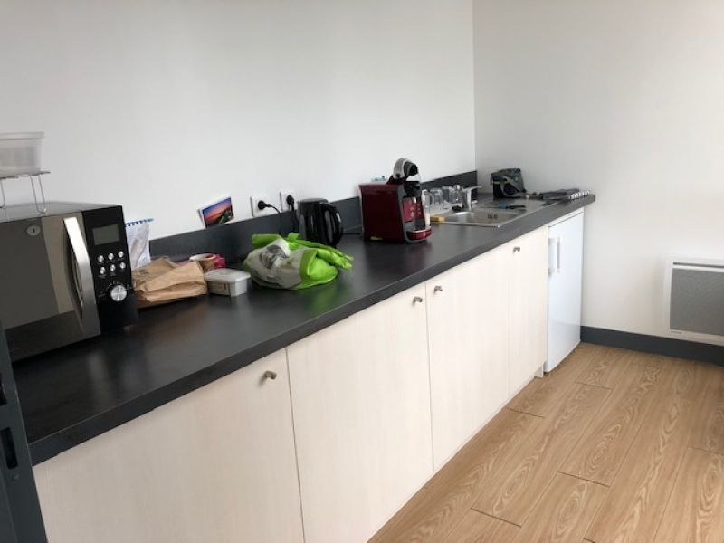 Location Bureaux SAINT AVERTIN (37550) - Photo 9