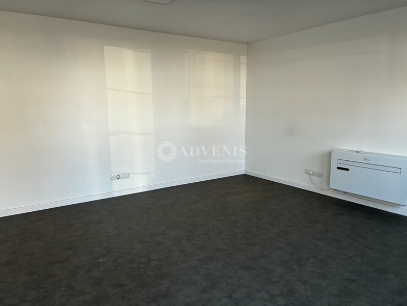 Location Activités Entrepôts MONTLOUIS SUR LOIRE (37270) - Photo 4