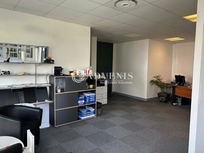 Location Bureaux TOURS (37100) - Photo 3