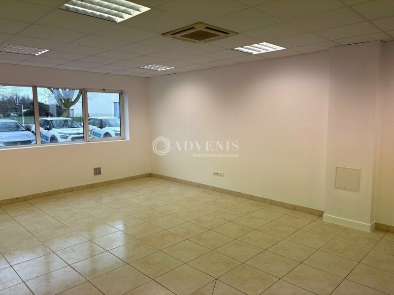 Location Bureaux PARCAY MESLAY (37210) - Photo 13