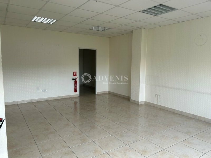 Location Bureaux PARCAY MESLAY (37210) - Photo 4