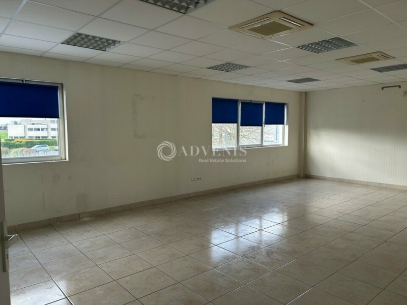 Location Bureaux PARCAY MESLAY (37210) - Photo 8