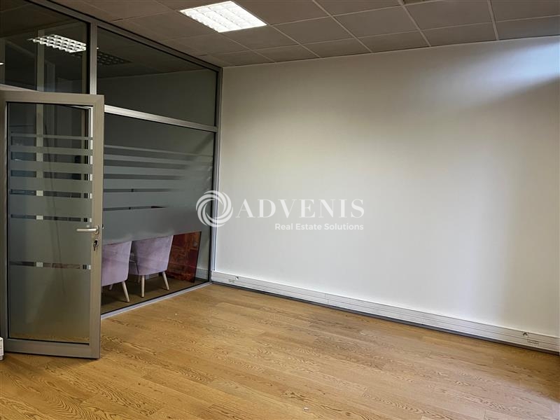 Location Bureaux TOURS (37000) - Photo 2