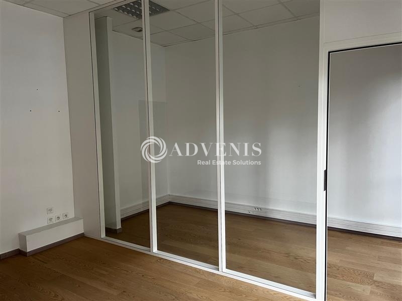 Location Bureaux TOURS (37000) - Photo 4