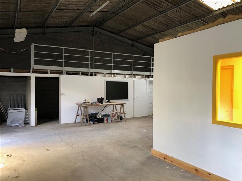 Location Activités Entrepôts CHAMBRAY LES TOURS (37170) - Photo 1