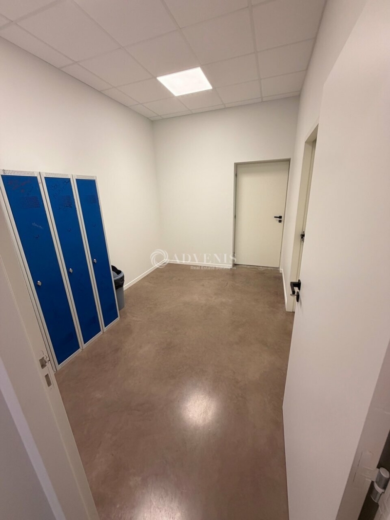 Location Activités Entrepôts JOUE LES TOURS (37300) - Photo 10