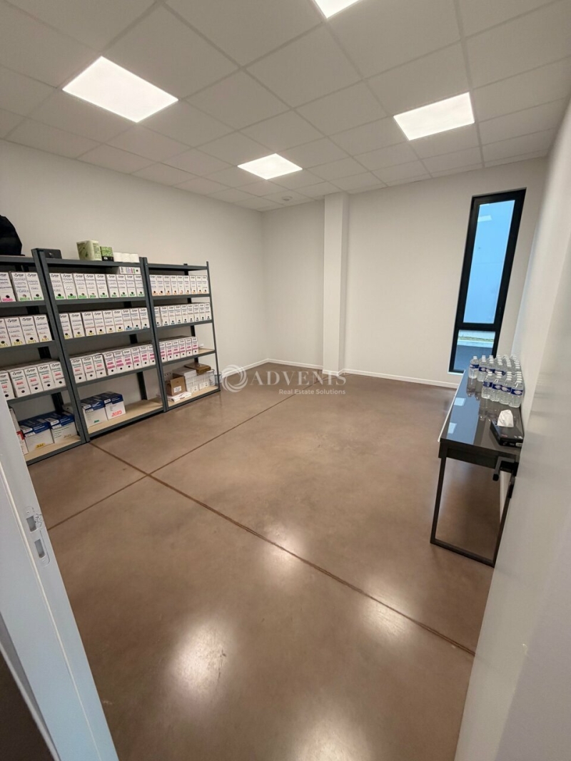 Location Activités Entrepôts JOUE LES TOURS (37300) - Photo 11
