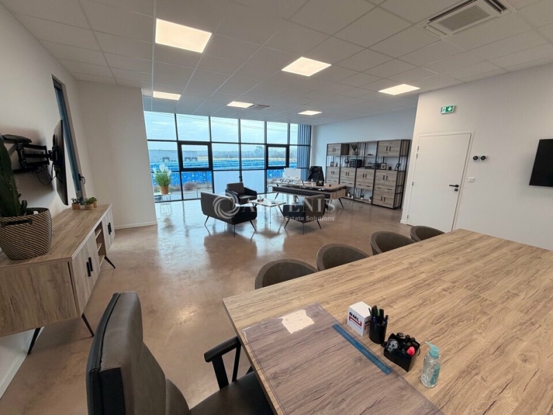 Location Activités Entrepôts JOUE LES TOURS (37300) - Photo 4