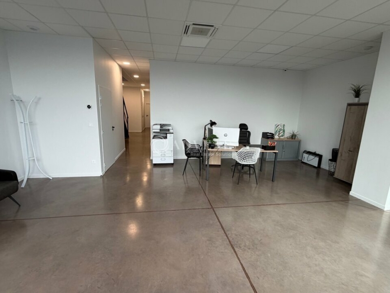 Location Activités Entrepôts JOUE LES TOURS (37300) - Photo 8