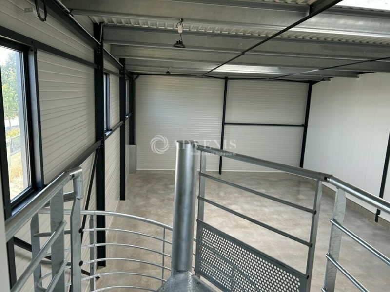 Location Activités Entrepôts JOUE LES TOURS (37300) - Photo 9