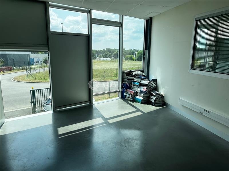 Location Activités Entrepôts MONTS (37260) - Photo 9