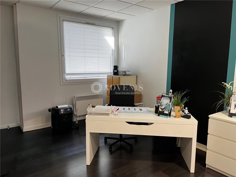 Location Bureaux SAINT AVERTIN (37550) - Photo 2