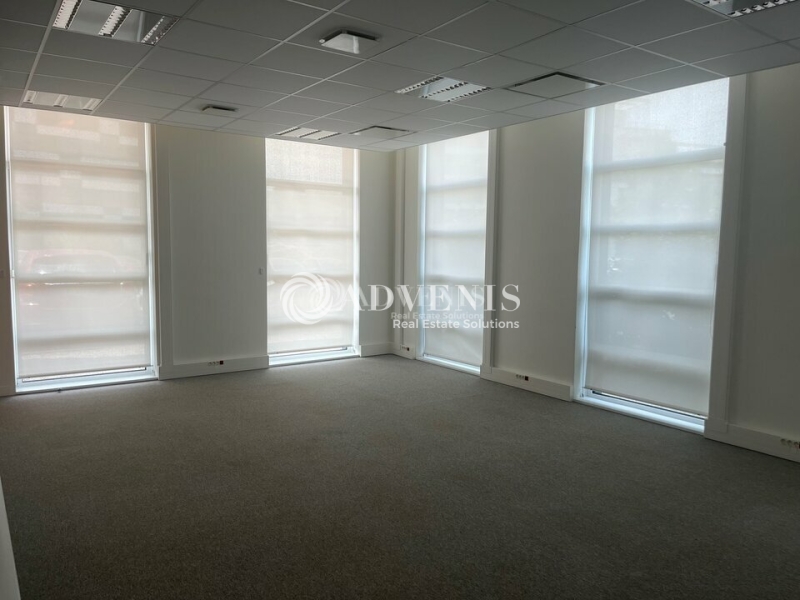 Location Bureaux TOURS (37200) - Photo 2