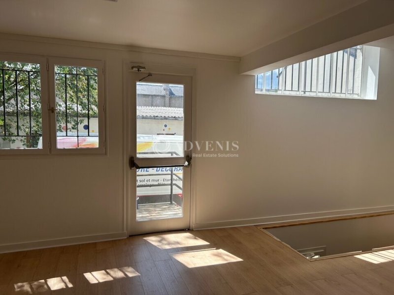 Location Bureaux TOURS (37000) - Photo 13