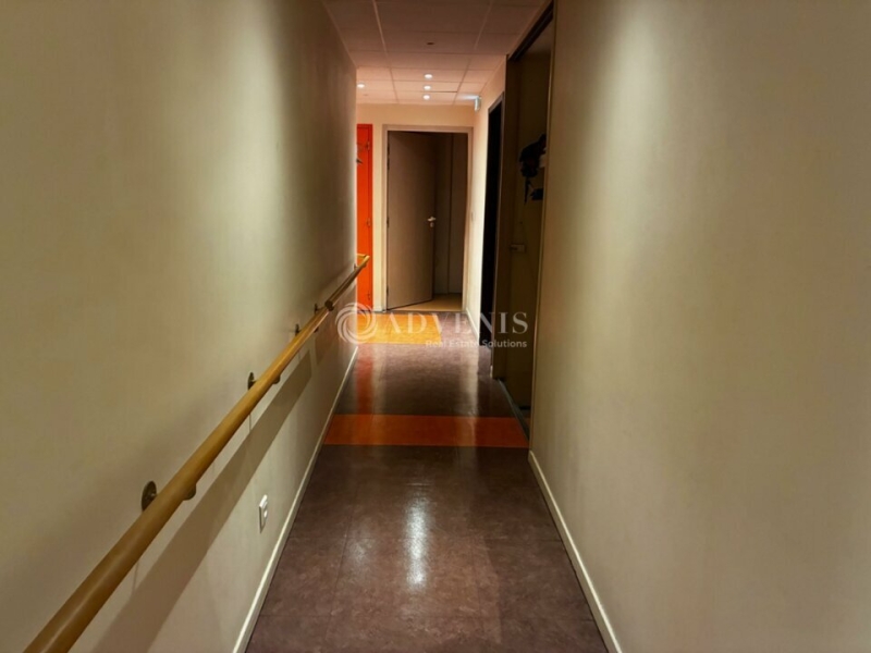 Vente Investisseur Bureaux TOURS (37000) - Photo 7