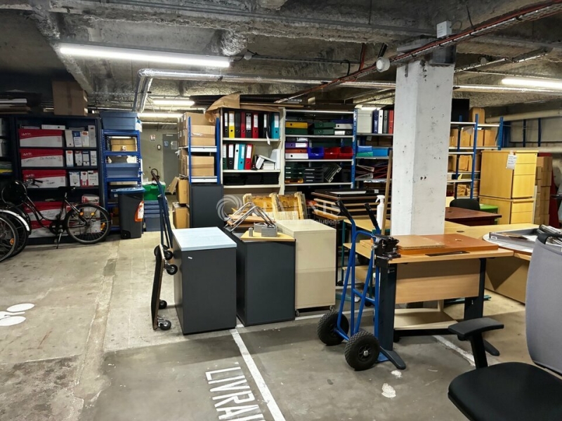 Vente Investisseur Bureaux TOURS (37000) - Photo 8