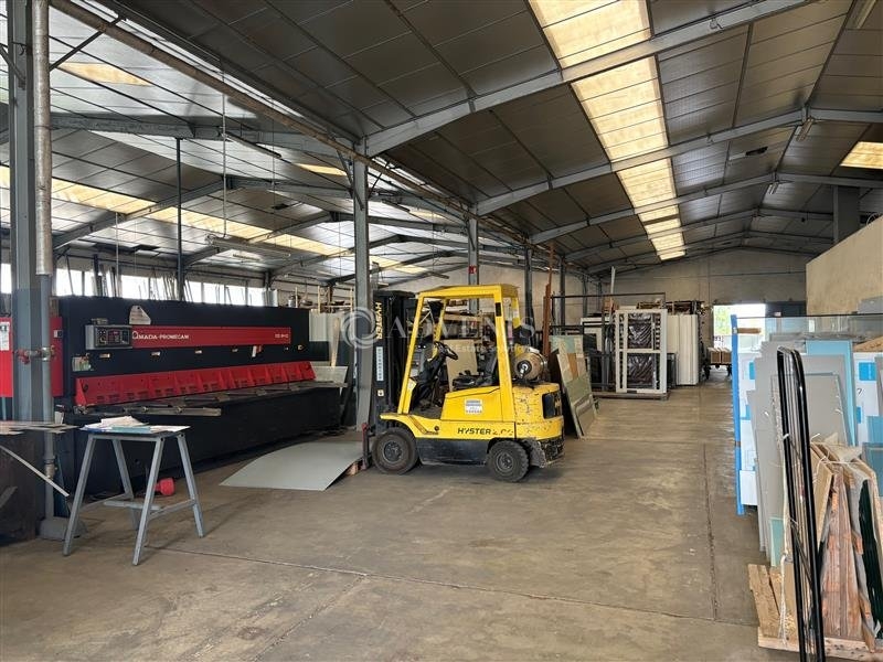 Vente Investisseur Activités Entrepôts SAINT PIERRE DES CORPS (37700) - Photo 2