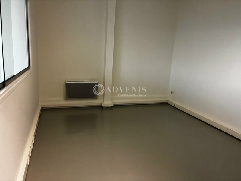 Location Activités Entrepôts LUYNES (37230) - Photo 3