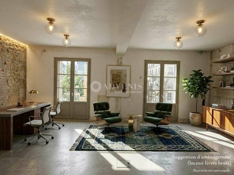 Location Bureaux TOURS (37000) - Photo 1