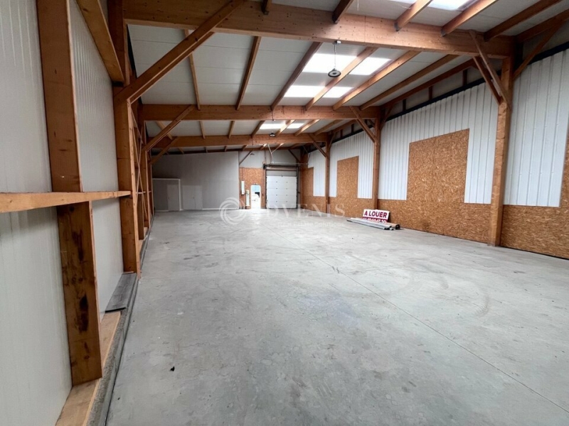 Location Activités Entrepôts MONTBAZON (37250) - Photo 2