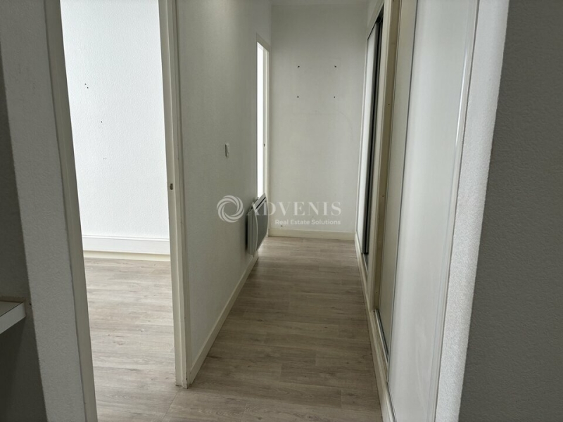 Vente Investisseur Bureaux TOURS (37000) - Photo 3