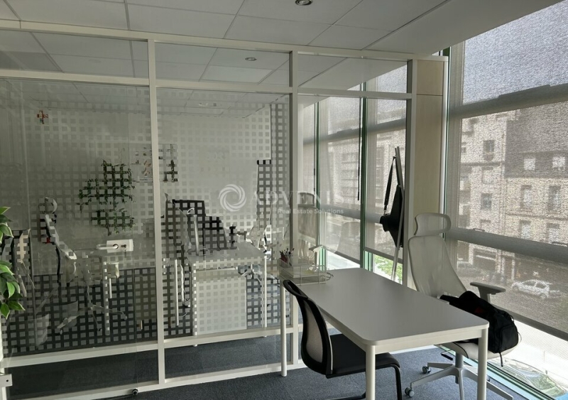 Location Bureaux TOURS (37000) - Photo 4