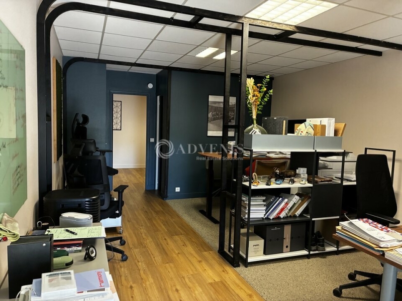 Location Activités Entrepôts NOTRE DAME D'OÉ (37390) - Photo 2