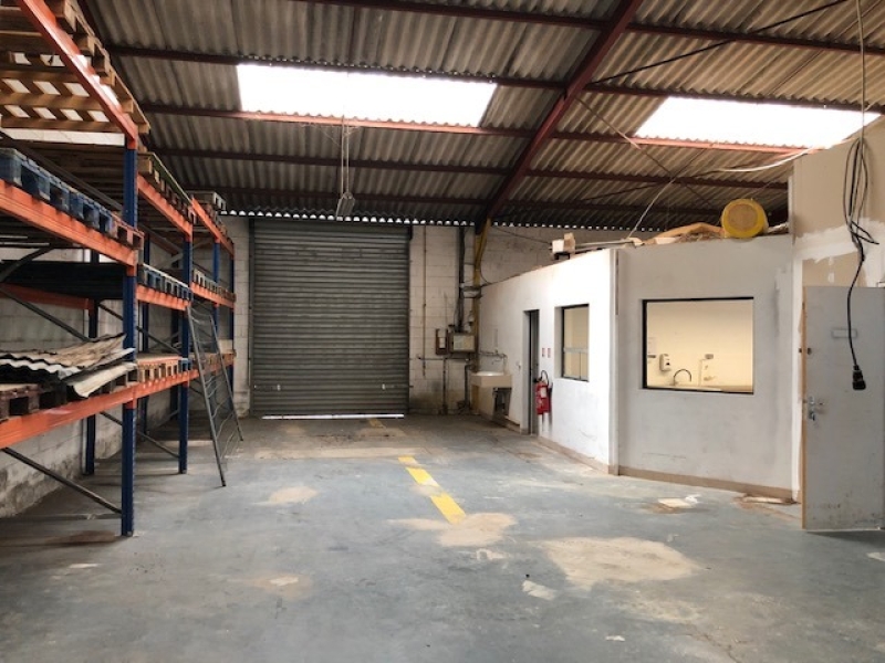 Location Activités Entrepôts LA VILLE AUX DAMES (37700) - Photo 1