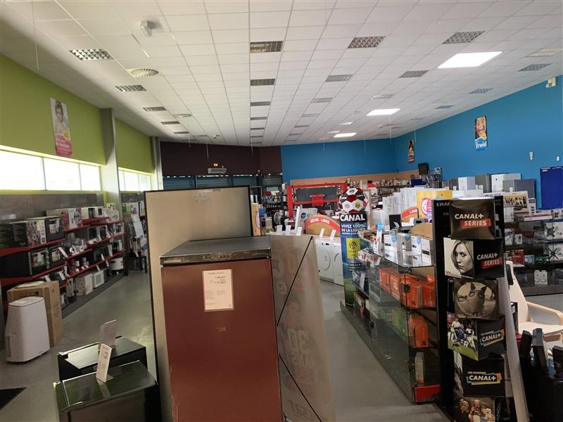 Vente Investisseur Commerces LE CONTROIS EN SOLOGNE (41700) - Photo 3