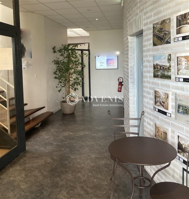 Location Commerces LA CHAUSSEE SAINT VICTOR (41260) - Photo 2