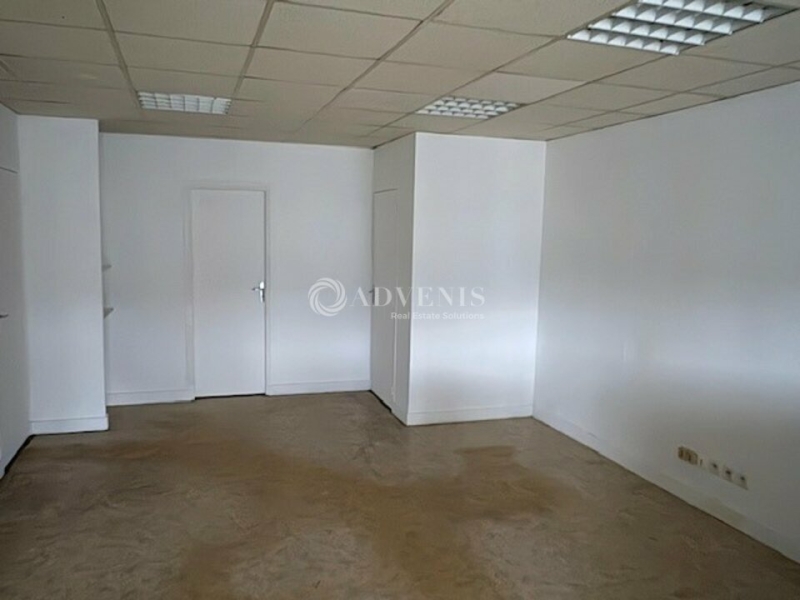 Location Activités Entrepôts BLOIS (41000) - Photo 2