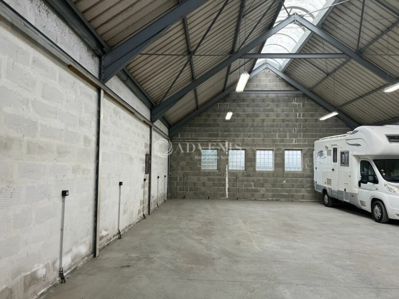 Vente Investisseur Activités Entrepôts COUR CHEVERNY (41700) - Photo 2