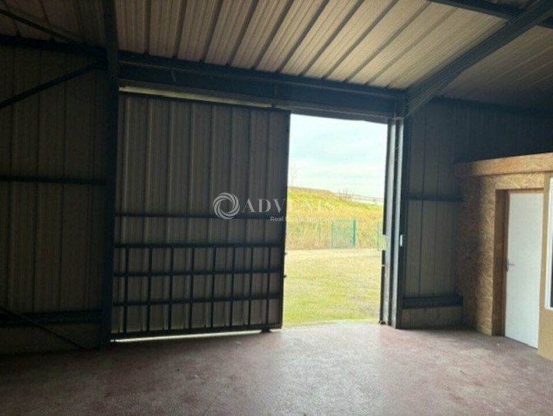 Location Activités Entrepôts SAINT DENIS SUR LOIRE (41000) - Photo 2