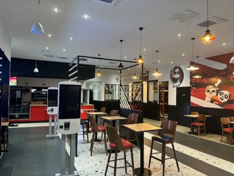 Location Commerces BLOIS (41000) - Photo 1