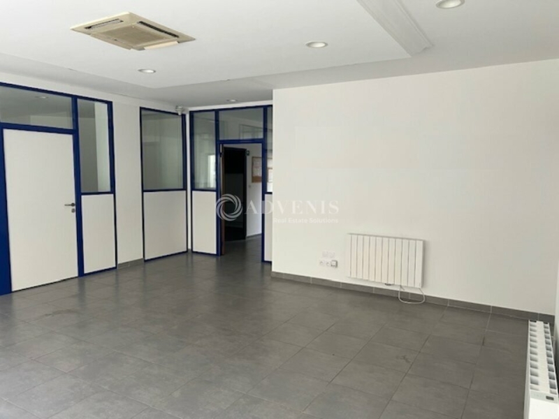 Location Commerces BLOIS (41000) - Photo 3