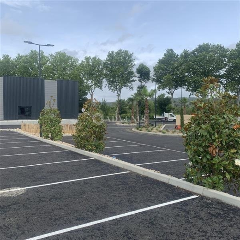 Location Commerces LEZIGNAN CORBIERES (11200) - Photo 13