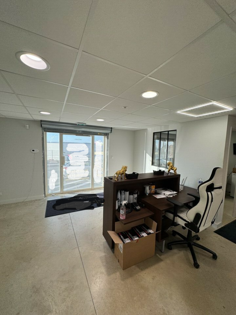 Location Commerces NARBONNE (11100) - Photo 2
