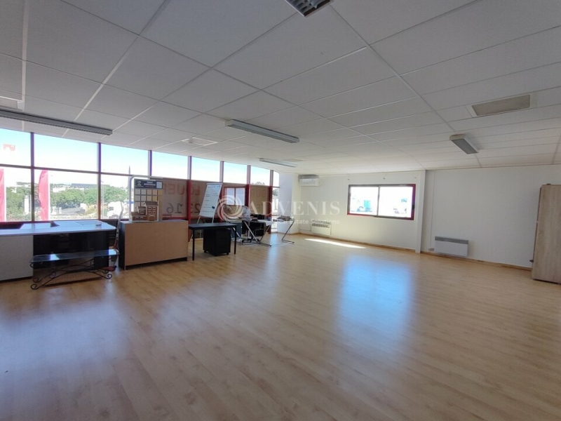 Location Bureaux VILLENEUVE LES BEZIERS (34420) - Photo 4
