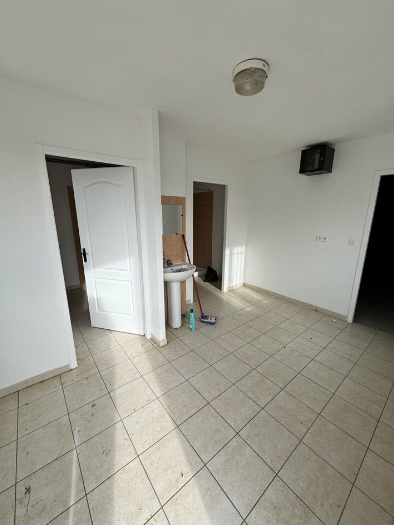 Location Entrepôts NARBONNE (11100) - Photo 2
