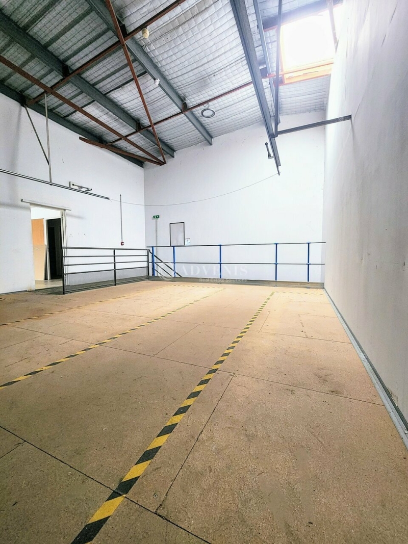 Location Entrepôts NARBONNE (11100) - Photo 11