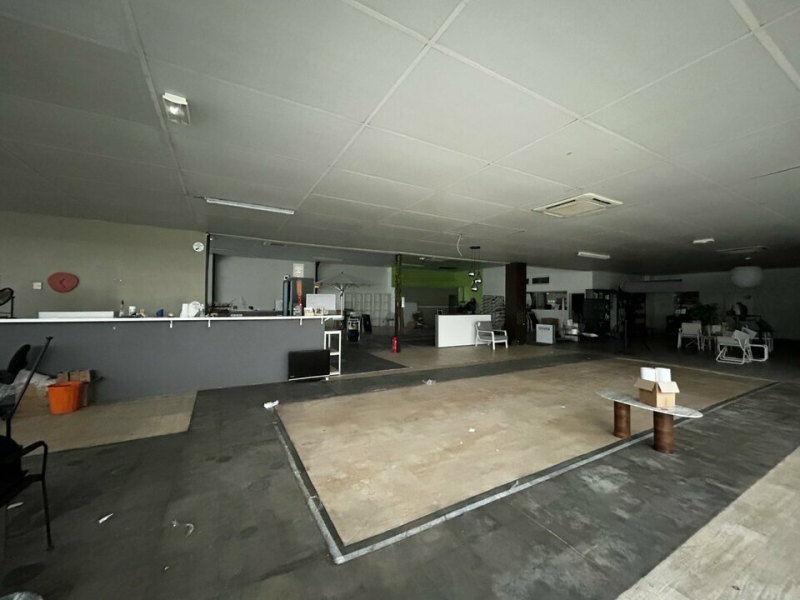 Location Commerces NARBONNE (11100) - Photo 3