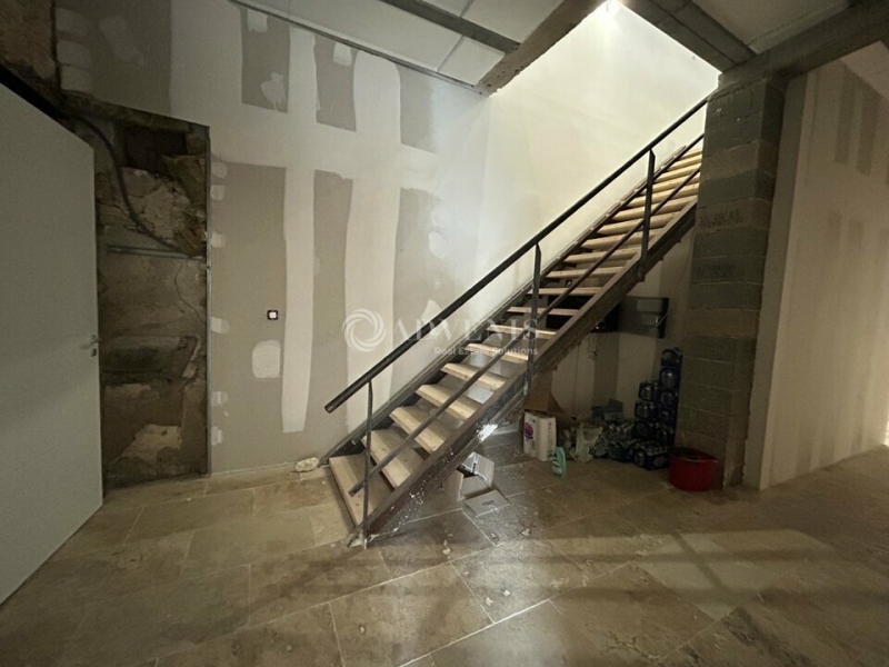 Vente Investisseur Bureaux NARBONNE (11100) - Photo 8