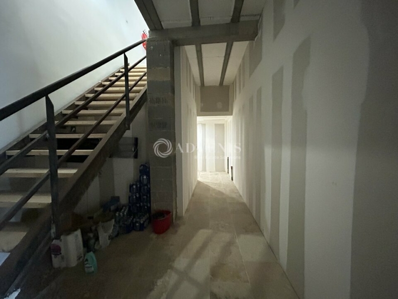 Vente Investisseur Bureaux NARBONNE (11100) - Photo 9