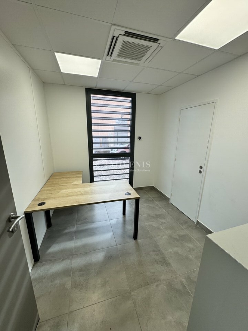 Location Bureaux NARBONNE (11100) - Photo 8