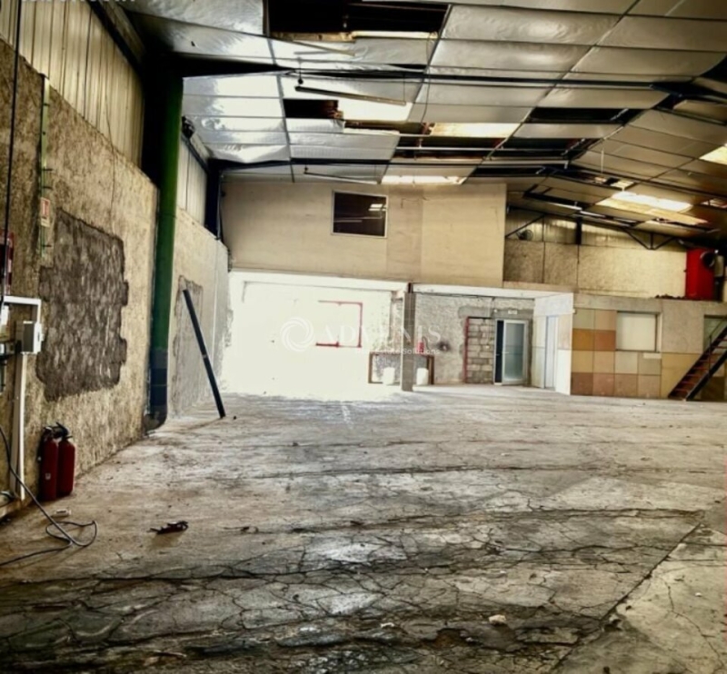 Location Activités Entrepôts SAINT JEAN DE VEDAS (34430) - Photo 2