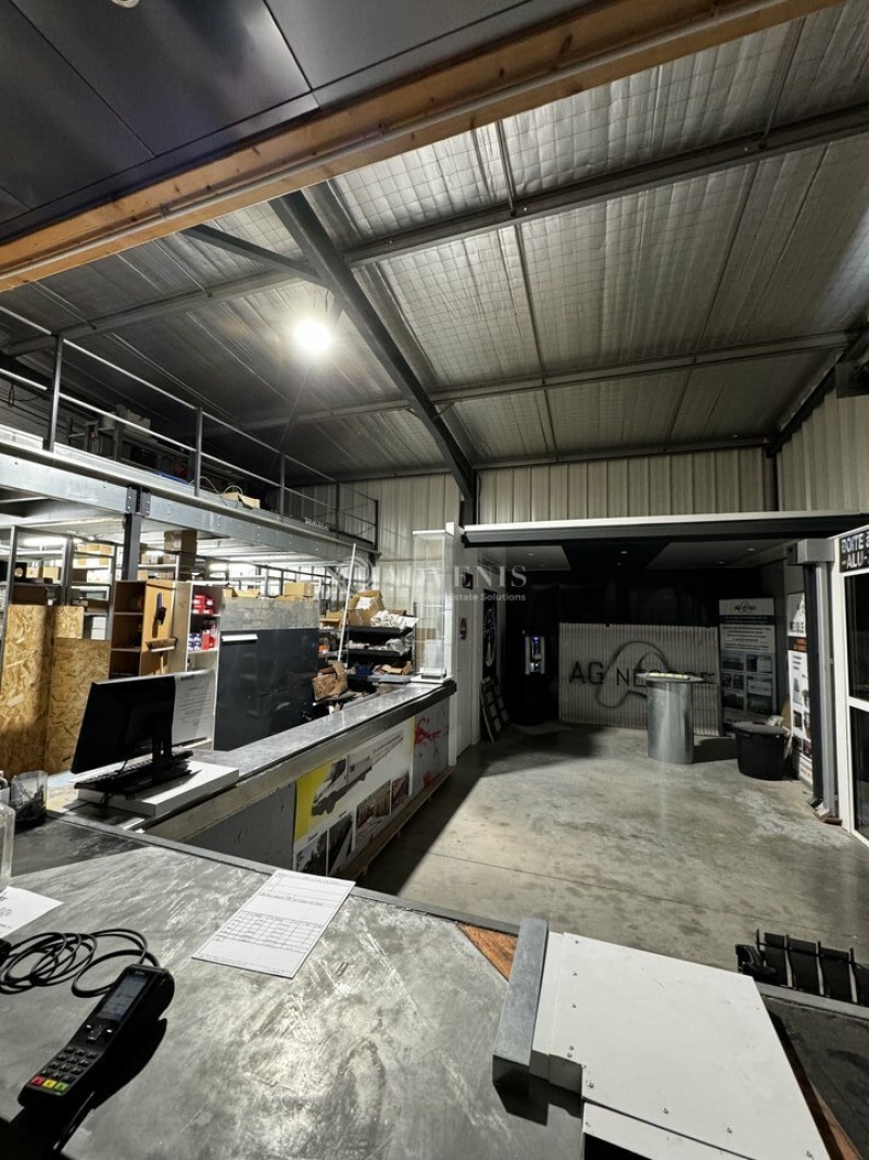 Vente Investisseur Activités Entrepôts VENDRES (34350) - Photo 1