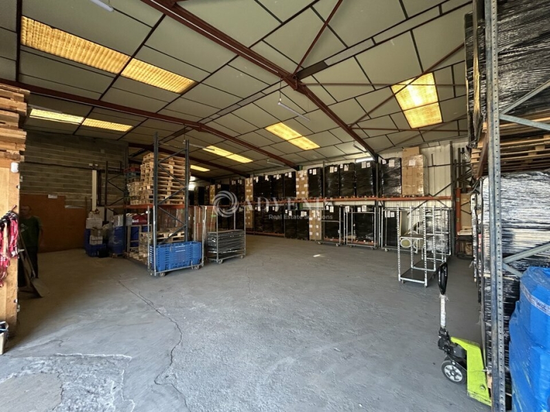 Location Activités Entrepôts SAINT JEAN DE VEDAS (34430) - Photo 8