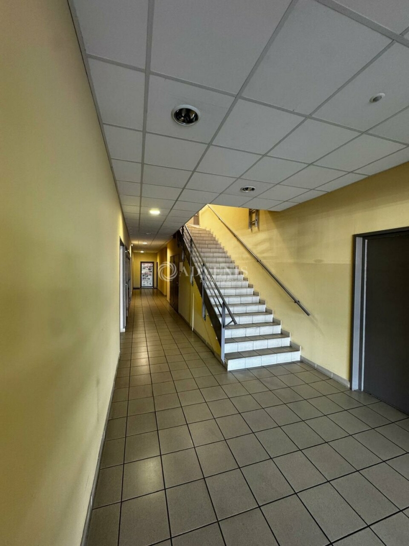 Vente Investisseur Bureaux NARBONNE (11100) - Photo 2